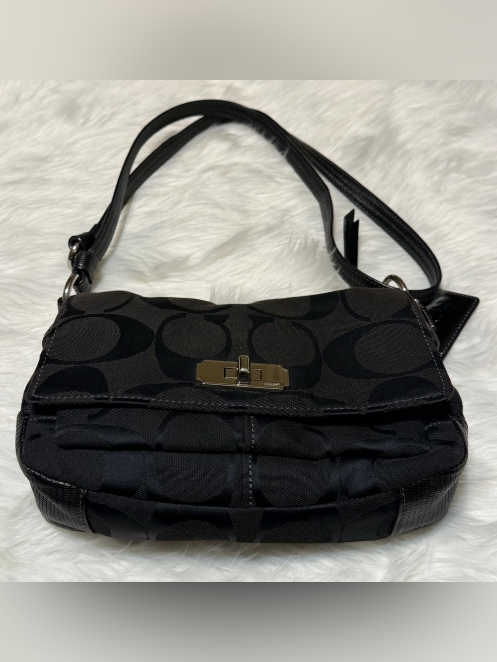 Coach Chelsea Flap Black Signature Turn Lock Shoulder Bag Silver Hardware F17798 - Picture 5 of 11